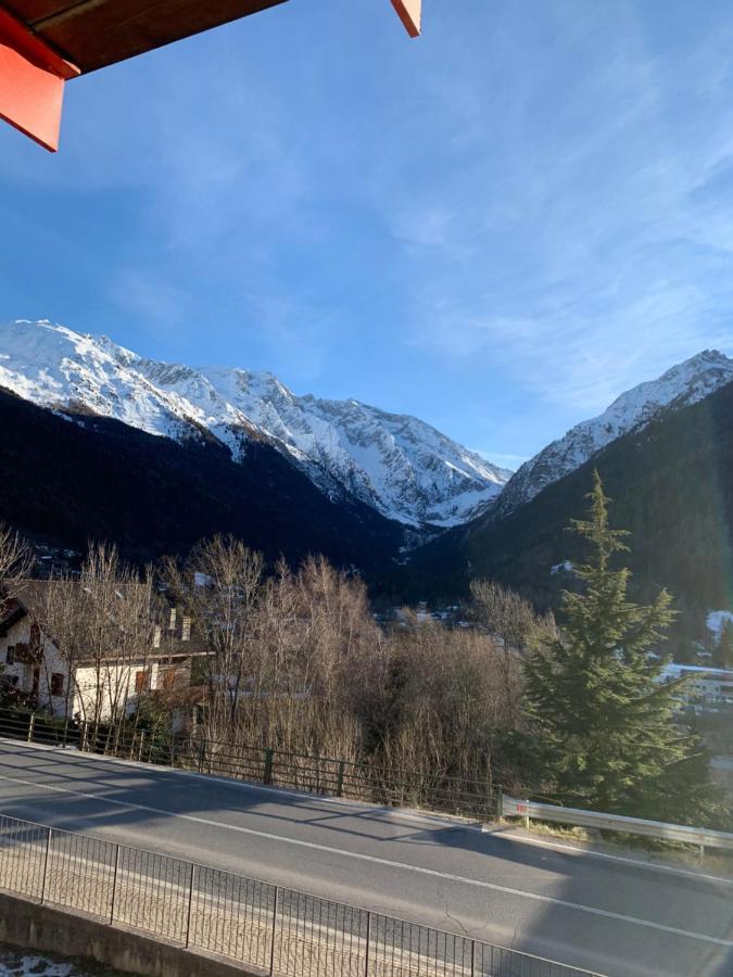 Apartament Alpin Sky Temù Zewnętrze zdjęcie